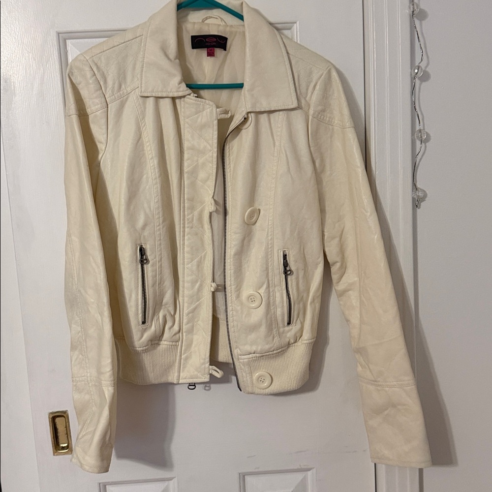 New Look Cream Jacket with Zipper Pockets